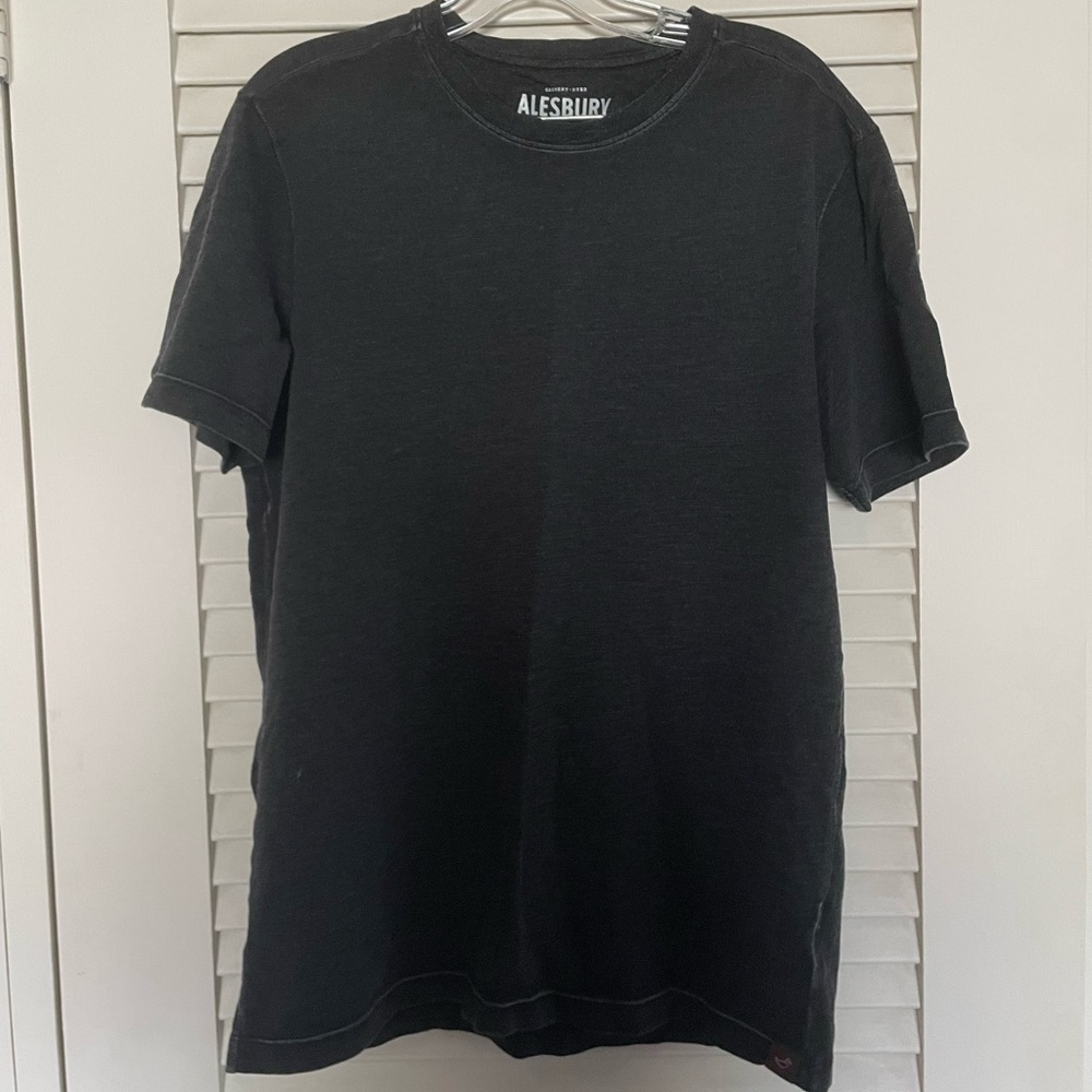 Alesbury Men’s T-shirt